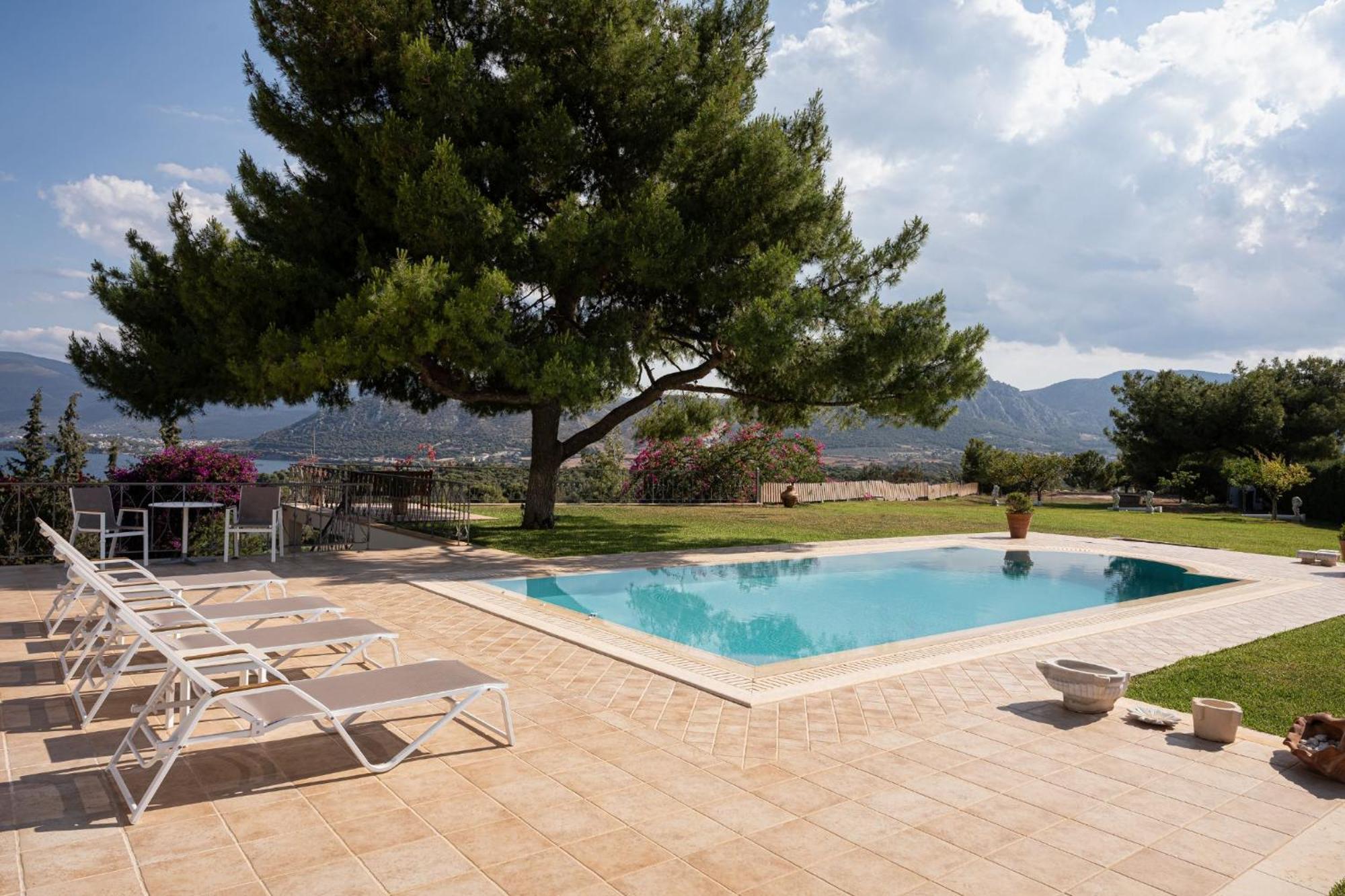 Villa Fantasia Isthmia Buitenkant foto