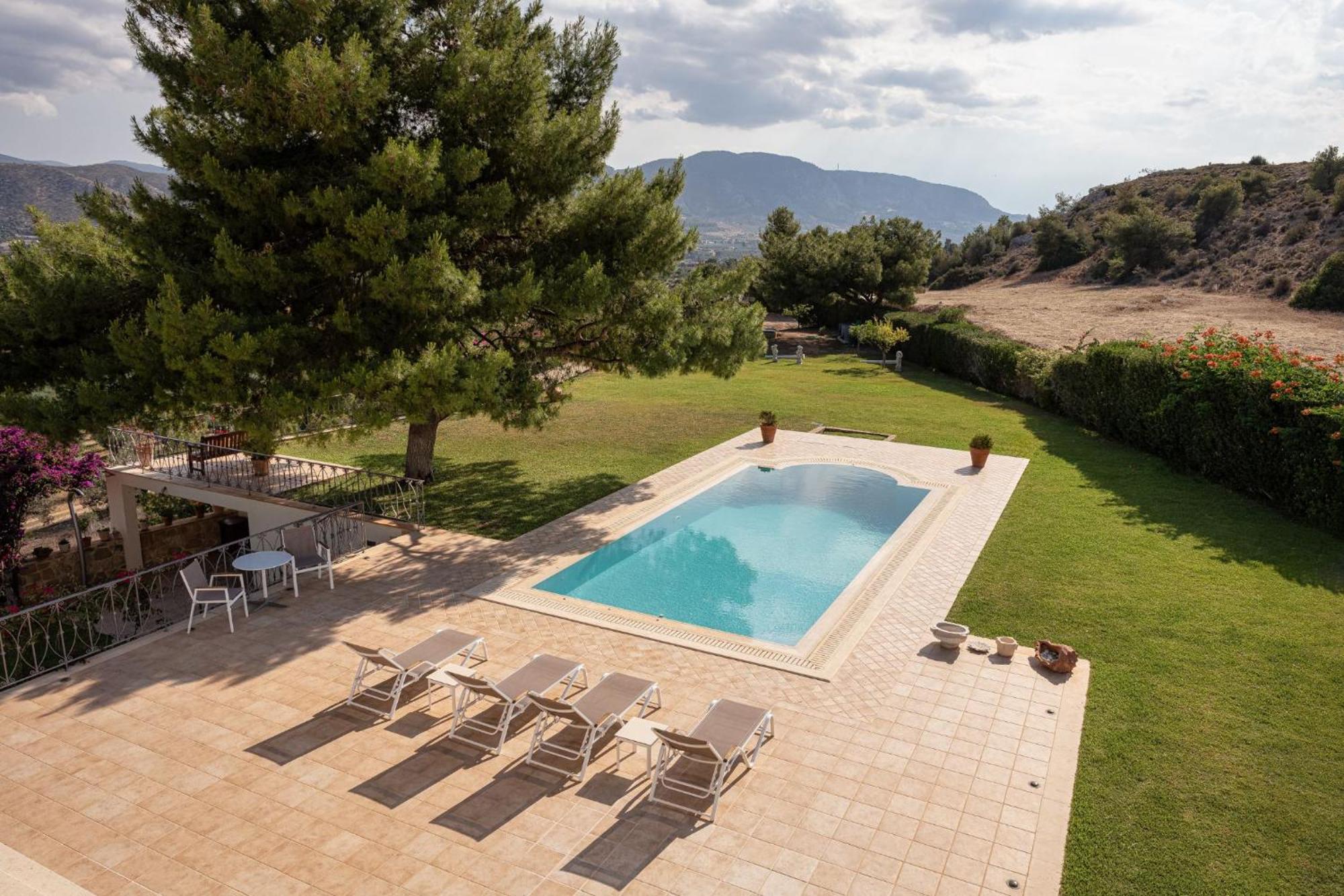 Villa Fantasia Isthmia Buitenkant foto